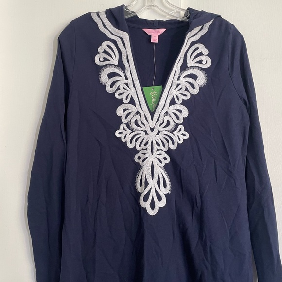 Lilly Pulitzer Shel Coverup - Picture 3 of 7